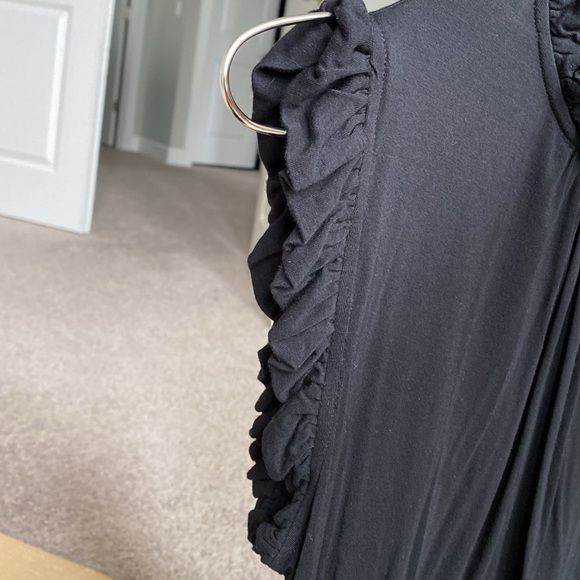 Express Ruffled Top - Picture 4 of 6